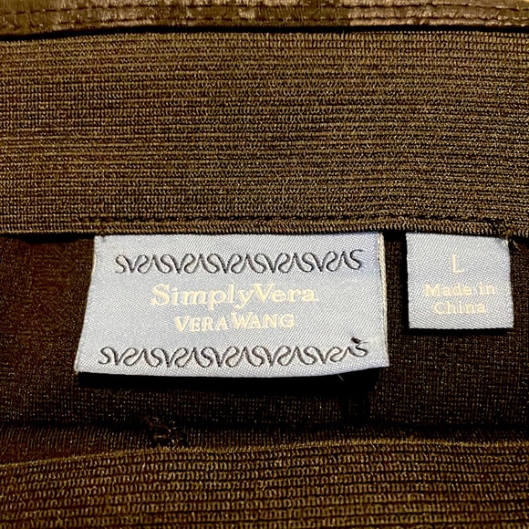 ❤️ 3/$15:  SIMPLY VERAWANG BLACK SKIRT L NWT - Picture 4 of 4